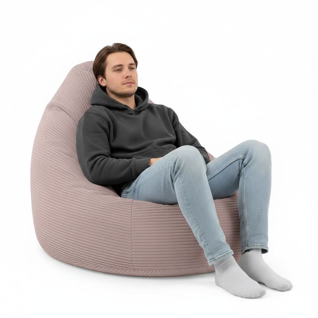 Sitzsack Flumpy Dune XXL altrose mann sitzt drauf