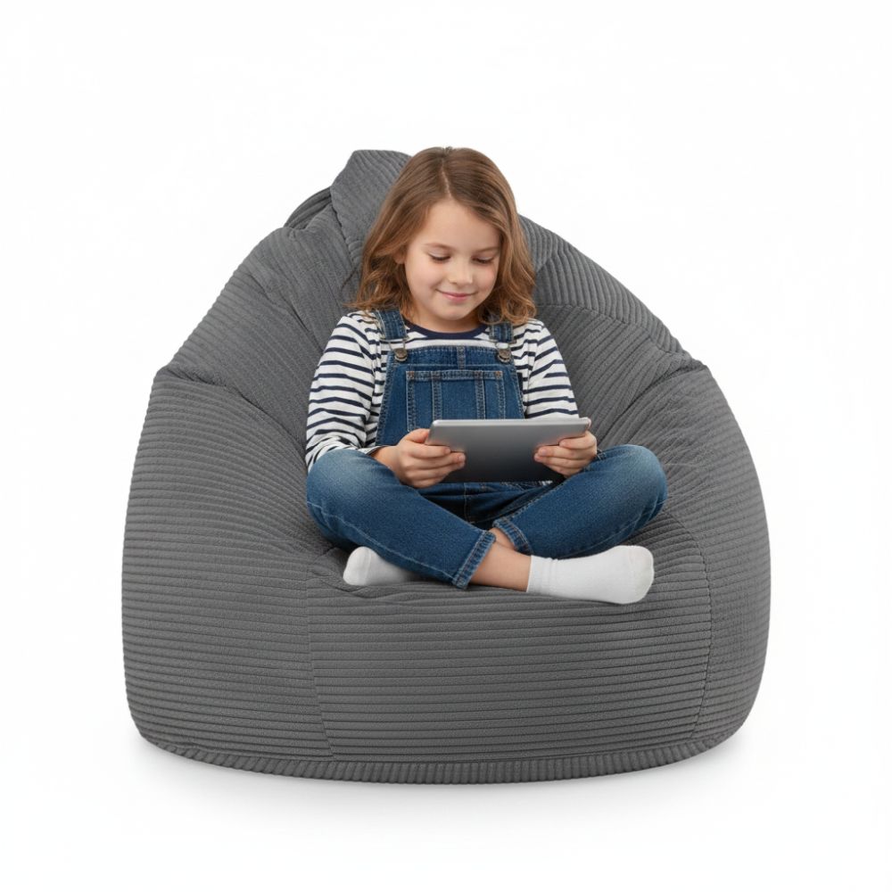 Sitzsack Flumpy L anthrazit mädchen mit tablett