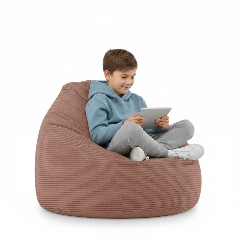 Sitzsack Flumpy L terracotta junge mit tablett